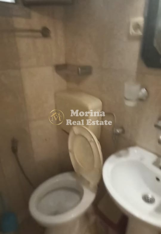 Tirane, jepet me qera garsonier Kati 1, 35 m² 350 € (21 Dhjetori)