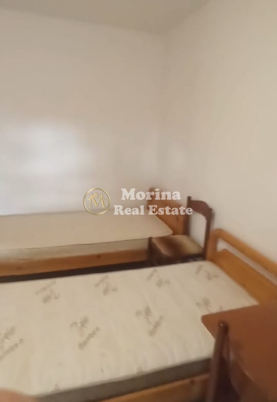Tirane, jepet me qera garsonier Kati 1, 35 m² 350 € (21 Dhjetori)