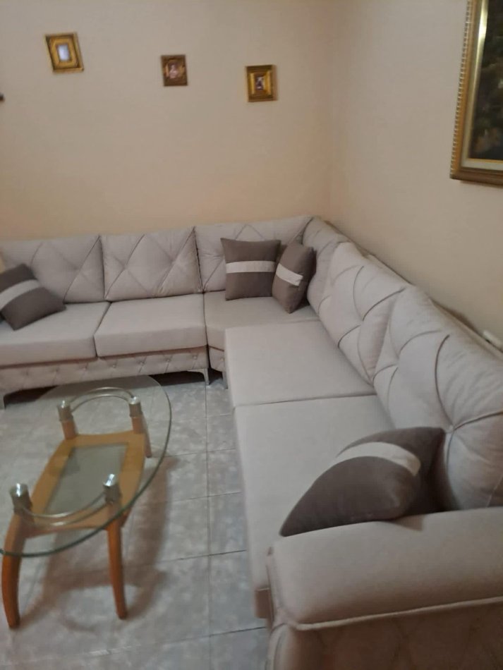 Tirane, jepet me qera apartament 2+1 Kati 5, 101 m² 600 € (Vasil Shanto)