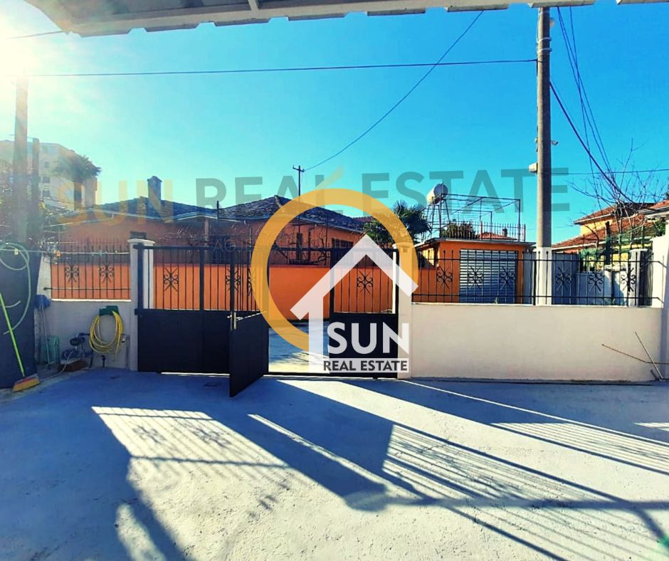 Shkoder, jepet me qera shtepi 1+1 Kati 0, 92 m² 300 € (RR. LUDOVIK SARACI)
