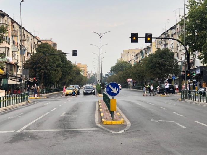 Tirane, jepet me qera apartament 2+1 Kati 3, 80 m² 550 € (Vasil Shanto)