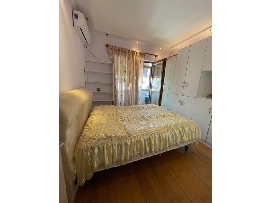 0683487469  Tirane, jepet me qera apartament 2+1+Ballkon Kati 5, 94 m² 600 € (Vasil Shanto)
