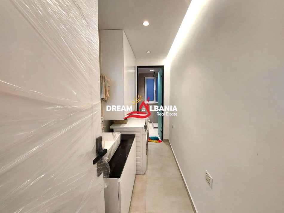 Tirane, shitet Vile 2 Katshe , 160 m² 250.000 € 