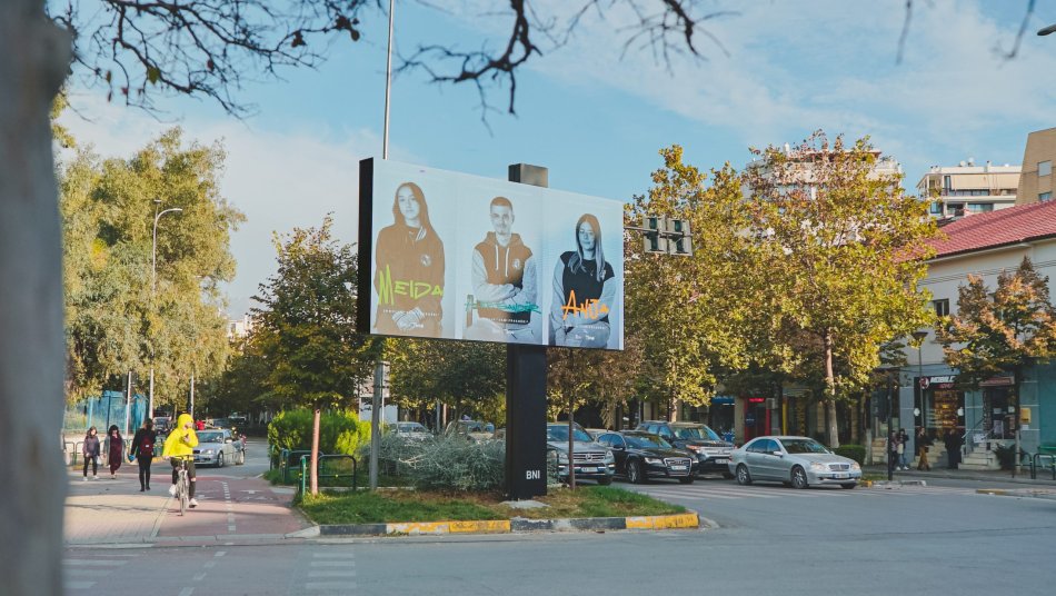 Ambjent biznesi me qera, Stadiumi Dinamo