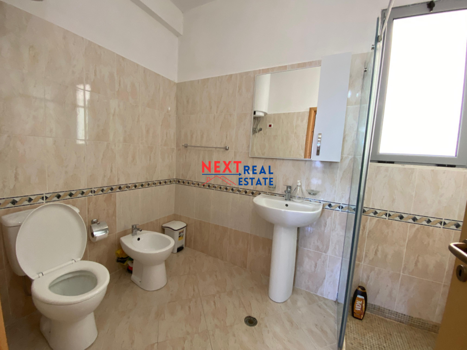 JEPET ME QERA AFATGJATE APARTAMENT 1+1 & GARAZH NE ORIKUM, VLORE