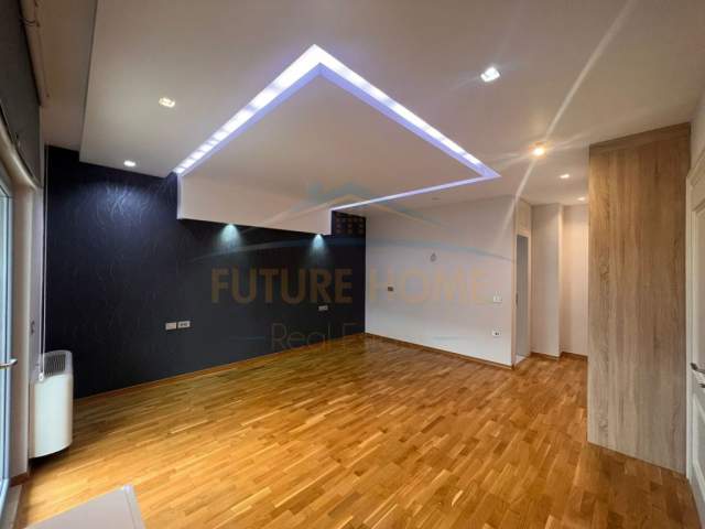 Tirane, shitet Vile Dublex 181 m² 440.000 Euro (Liqeni i Thate)