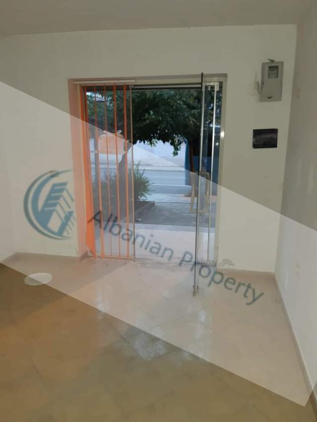 Elbasan, shitet ambjent biznesi Kati 1, 34 m² 25.000 Euro