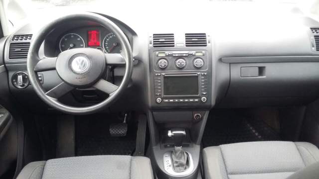 WWW.AUTO-999.AL , shes makine Volkswagen TOURAN Viti 2004