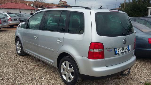 WWW.AUTO-999.AL , shes makine Volkswagen TOURAN Viti 2004