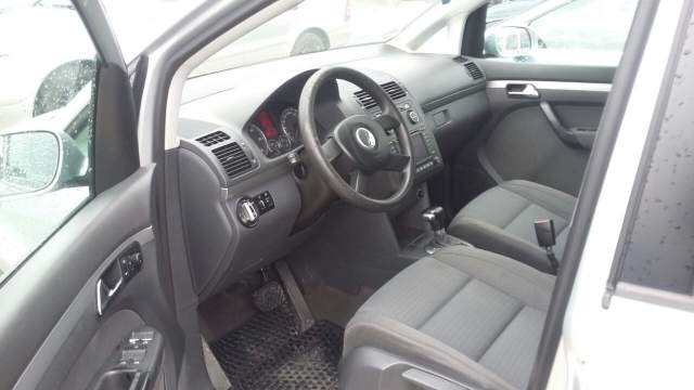 WWW.AUTO-999.AL , shes makine Volkswagen TOURAN Viti 2004