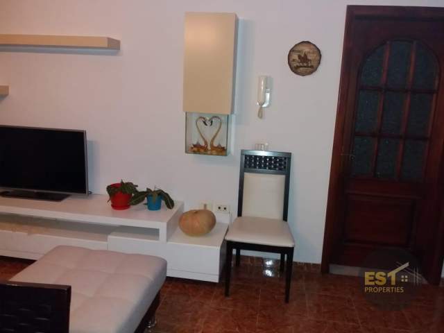 Shitet Apartament 2+1 ne rrugen e “Elbasanit”