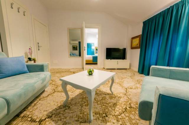 Tirane, jap me qera hotel Kati 0, 0 m² 7.500 Euro (Rruga Kavajes)