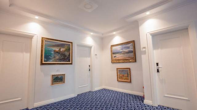 Tirane, jap me qera hotel Kati 0, 0 m² 7.500 Euro (Rruga Kavajes)
