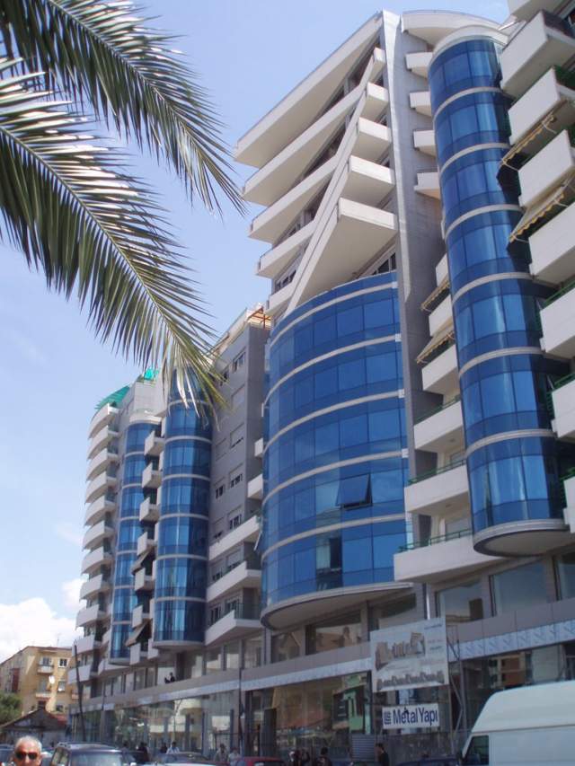Tirane, shitet ambjent biznesi Kati 0, 76 m² 450.000  (Kompleksi Halili)