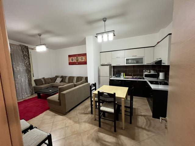 Vlore, shitet Kati 12, 74 m² 55.000 Euro