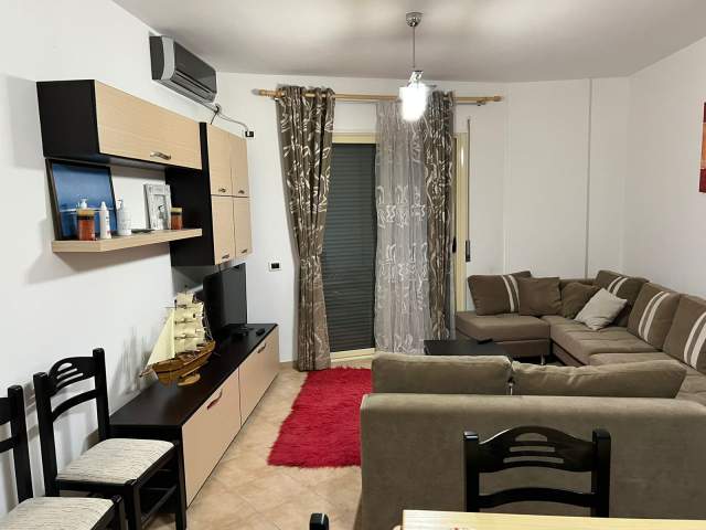 Vlore, shitet Kati 12, 74 m² 55.000 Euro