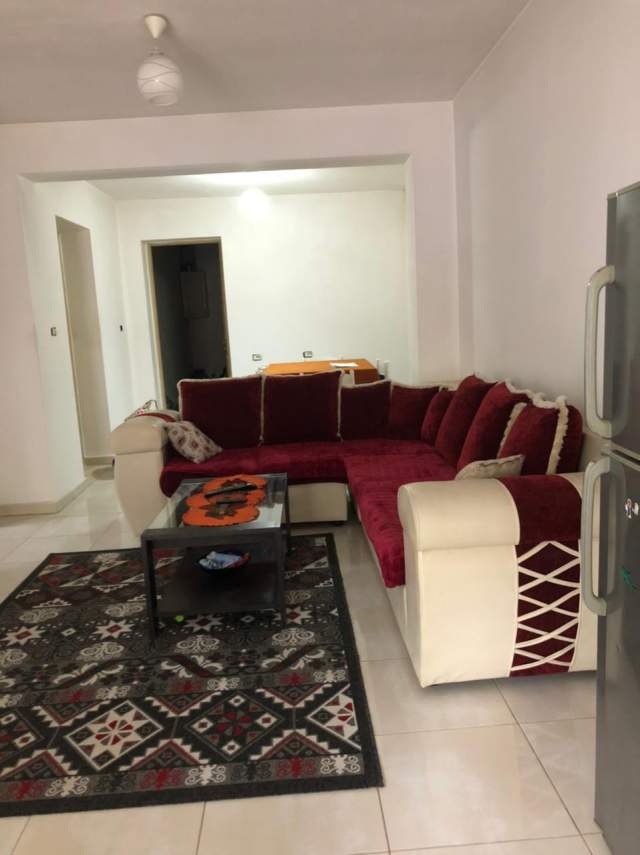 Tirane, shitet Vile 2+1 Kati 0, 80 m² 110.000 Euro (Rruga Myslym Keta)