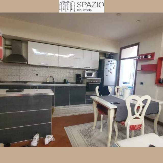 Kucove, shitet apartament 2+1+BLK Kati 2, 110 m² 130.000 Euro (Rruga : "Tom Karadaku")