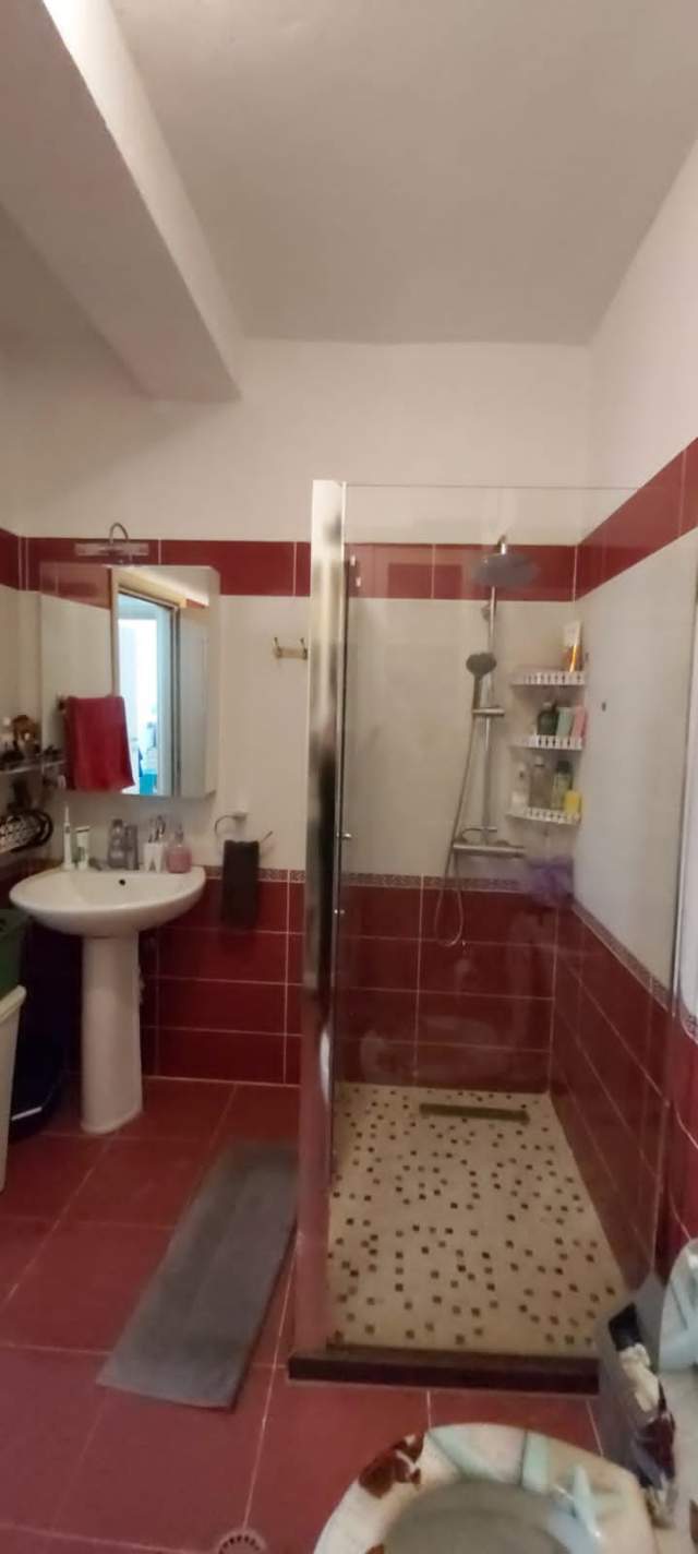 Tirane, ofert apartament 1+1+BLK Kati 4, 64 m² 70.000 Euro (Adresa : Astir tek Oslo)