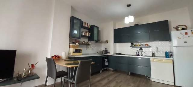 Tirane, ofert apartament 1+1+BLK Kati 4, 64 m² 70.000 Euro (Adresa : Astir tek Oslo)