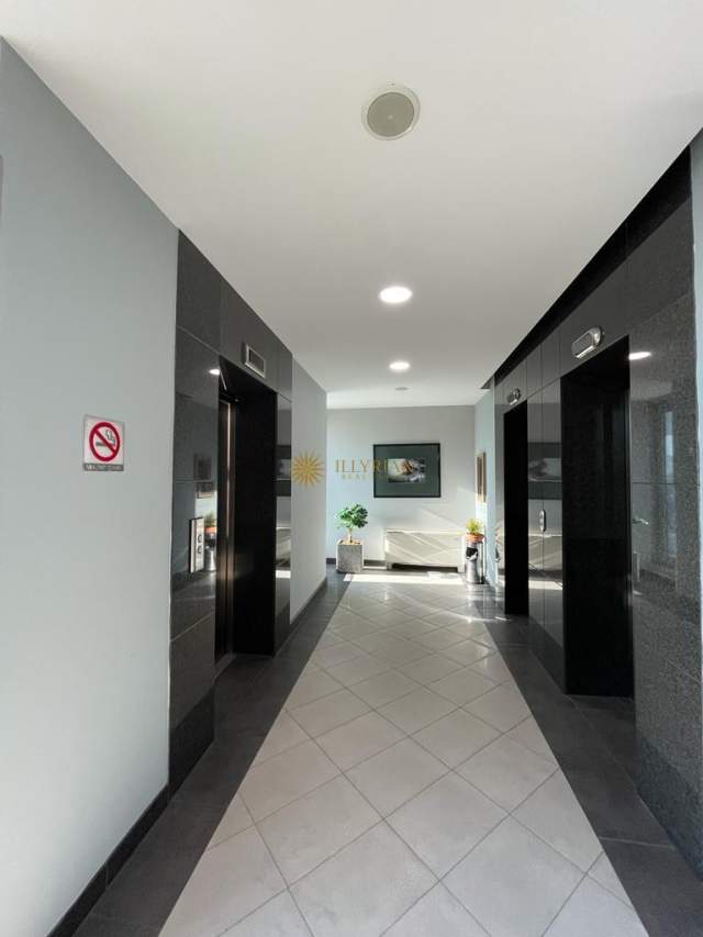 Tirane, jepet me qera Kati 9, 69 m² 1.000 Euro (ETC)