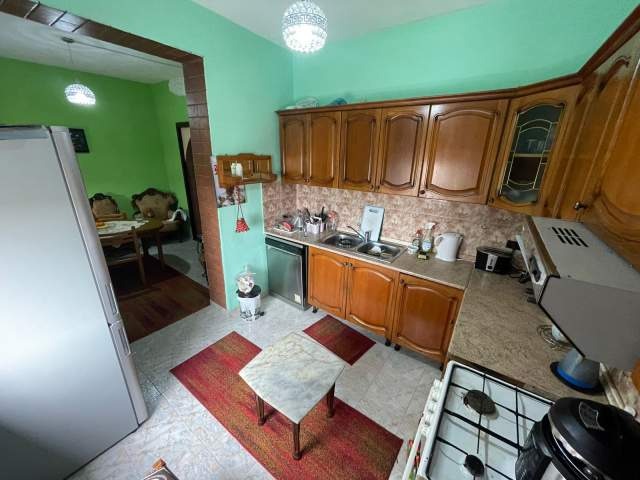 Tirane, shitet apartament 2+1 Kati 3, 105 m² 90.100 Euro (Adresa. Yzberisht.  Rr  Panajot Pano)