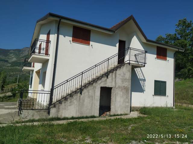 Lezhe, shitet shtepi 4+1+BLK Kati 2, 130.000 Euro (Gjon Pali ll)