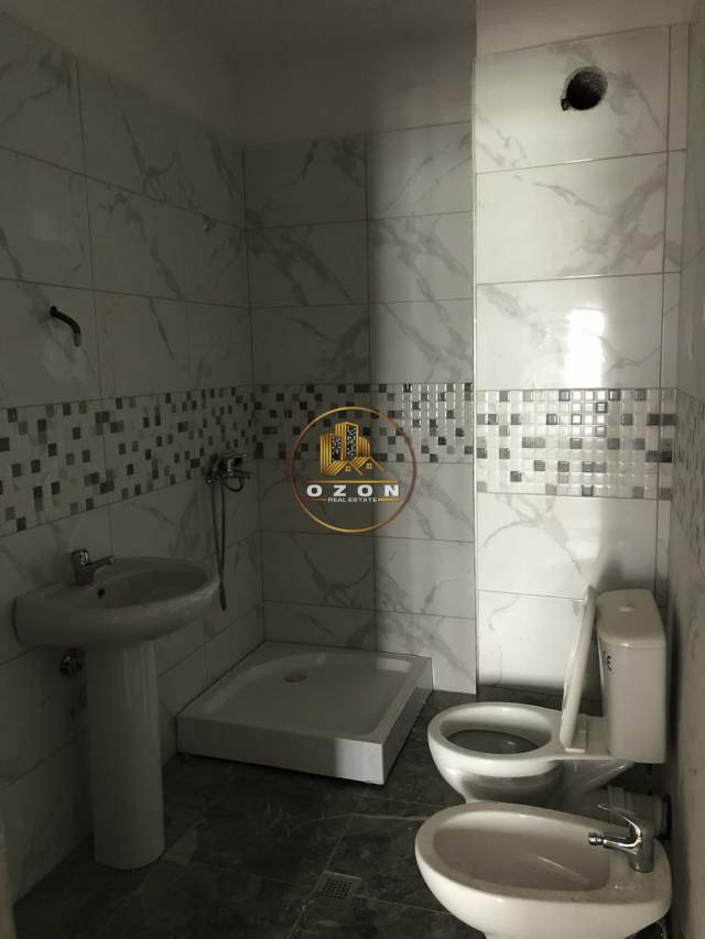 Tirane, jepet me qera apartament 1+1+BLK Kati 3, 67 m² 350 Euro (Rruga " Ndre Mjeda ")
