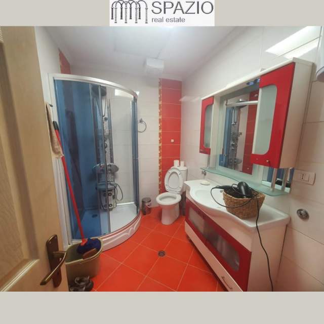 Tirane, shitet apartament 165 m² 185.000 Euro