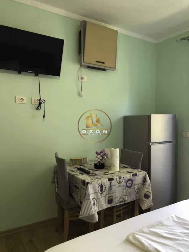 Tirane, jepet me qera garsonier Kati 5, 33 m² 300 Euro (Rruga e Durresit)
