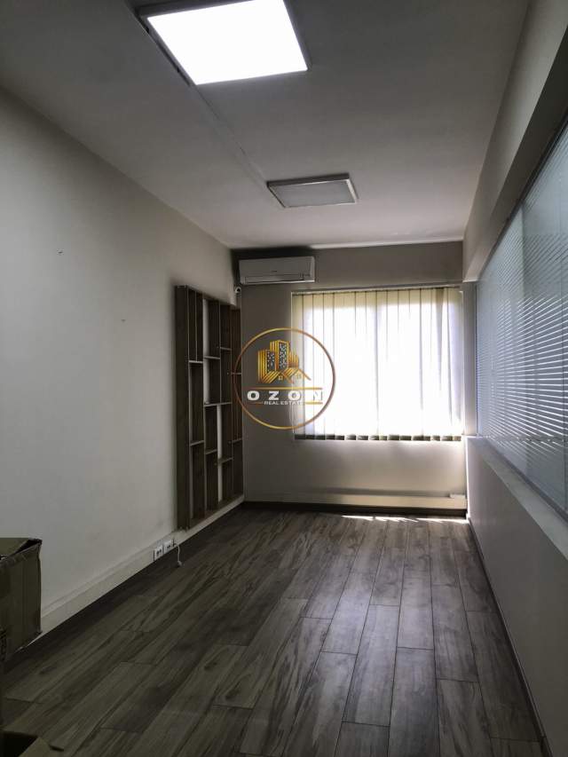 Tirane, jepet me qera ambjent biznesi Kati 3, 273 m² 2.184 Euro (Blloku)
