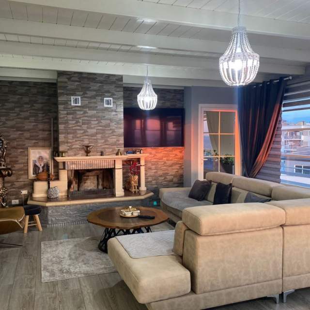 Tirane, shitet apartament 2+1+BLK 140 m² 230.000 Euro