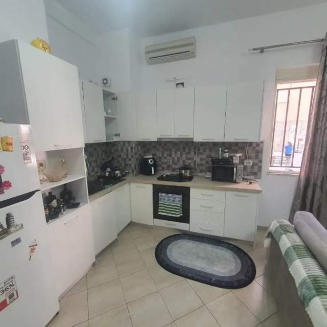 Tirane, shitet apartament 1+1+BLK Kati 1, 72 m² 50.000 Euro