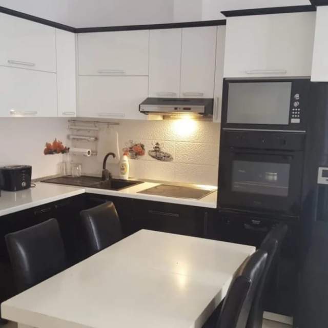 Tirane, shitet apartament 1+1 67 m² 55.000 Euro