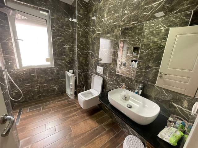 Tirane, shes apartament 2+1+BLK Kati 5, 112 m² 111 000 Euro (Unaza e re)