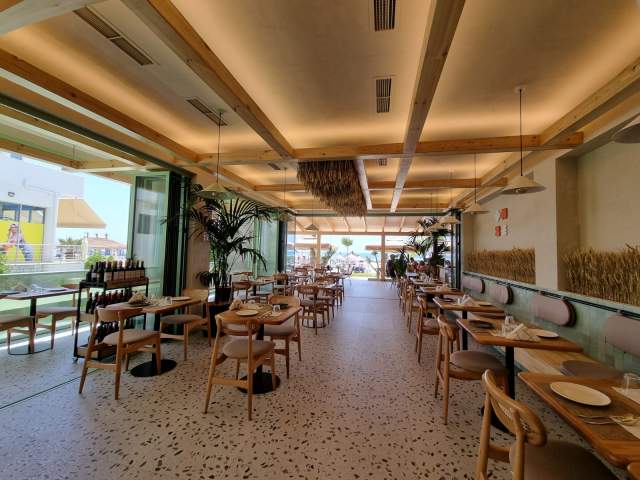 Shkembi Kavajes, jepet me qera bar-resorant Kati 0, 178 m² 1.500 Euro (Shkembi i Kavajes)