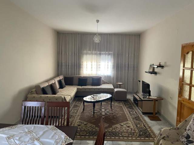 Tirane, shitet Vile 5+1+A+BLK Kati 0, 146 m² 200.000 Euro (Sharre)