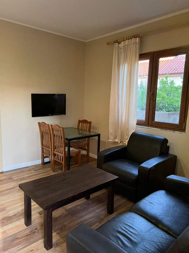 Tirane, jepet me qera apartament 1+1+BLK Kati 2, 70 m² 30.000 Leke (bajram allaraj)