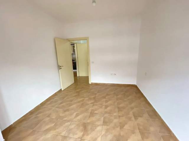 Tirane, shitet apartament 2+1+BLK Kati 7, 108 m² 96.000 Euro (Yzberisht)