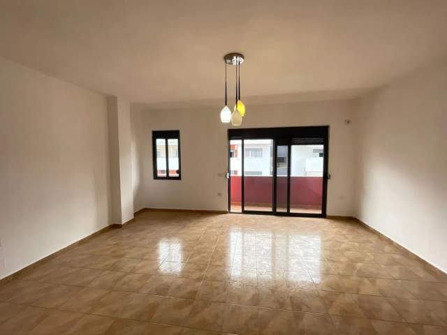Tirane, shitet apartament 2+1+BLK Kati 7, 108 m² 96.000 Euro (Yzberisht)