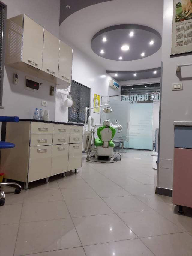 Tirane, jepet me qera dyqan Kati 1, 35 m² 42.000 Leke (5 maji)