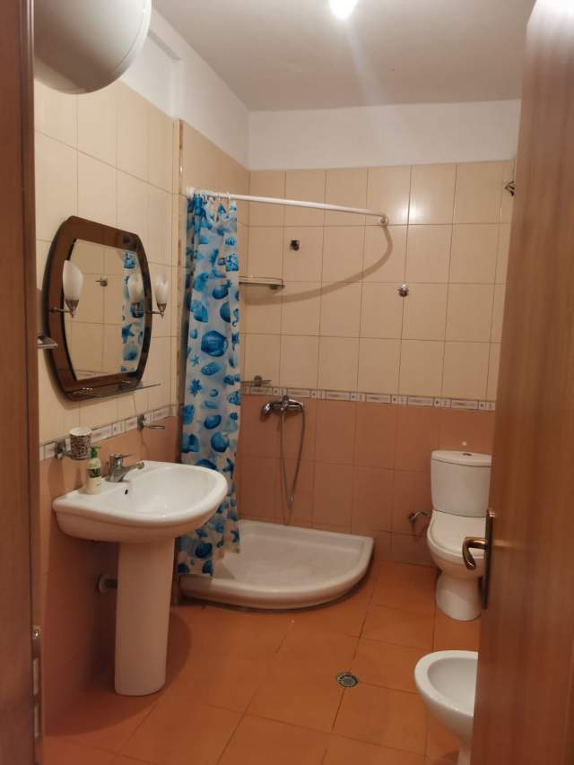 Tirane, shitet apartament 1+1+BLK Kati 3, 76 m² 73.000 Euro (Besim Alla)