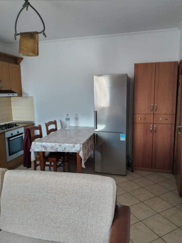 Tirane, jepet me qera apartament 2+1+BLK Kati 10, 85 m² 40.000 Leke (bulevardi  zhan dark)