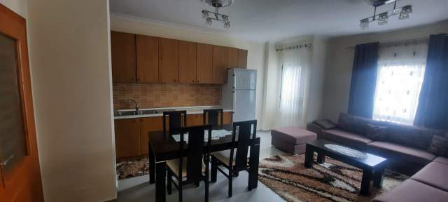 Tirane, jepet me qera apartament 2+1+BLK Kati 5, 105 m² 350 Euro (Sokrat Miho)