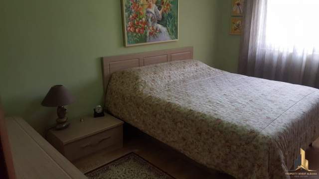 Tirane, shitet apartament Kati 2, 75 m² 80.000 Euro (Rruga Kongresi i Manastirit)