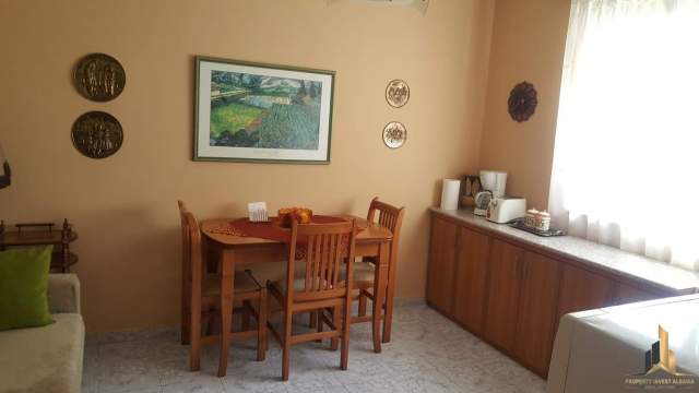 Tirane, shitet apartament Kati 2, 75 m² 80.000 Euro (Rruga Kongresi i Manastirit)