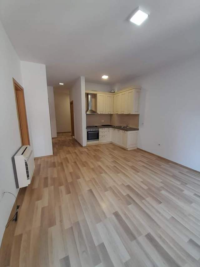 Tirane, shitet apartament 2+1+BLK Kati 3, 90 m² 180.000 Euro (Peti)