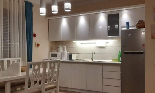 Tirane, shitet apartament 1+1+BLK Kati 8, 66 m² 77.000 Euro (prane universitetit europian)