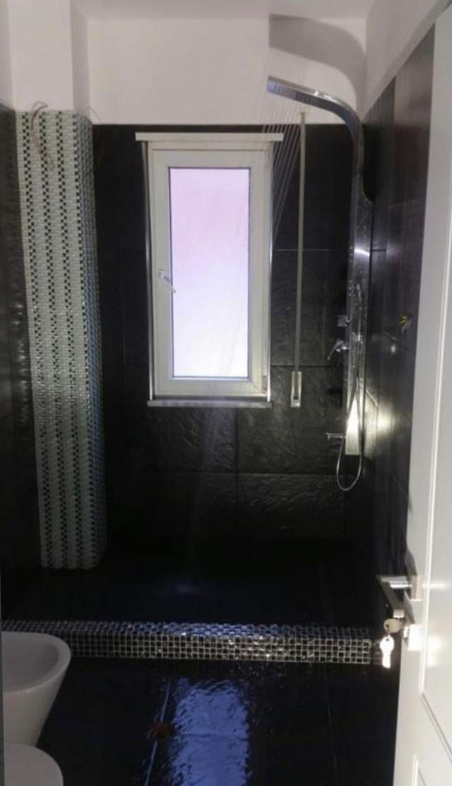 Tirane, jepet me qera apartament 3+1+BLK Kati 3, 111 m² 500 Euro (Liqeni Thate)