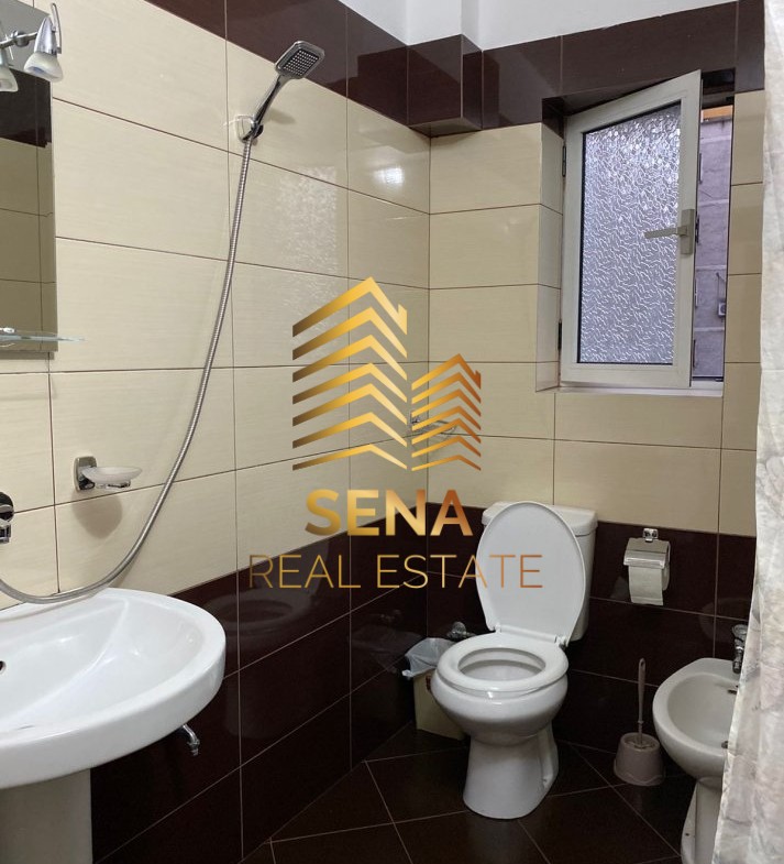 Tirane, jepet me qera apartament 2+1 Kati 3, 80 m² 550 € (Rruga e Elbasanit)